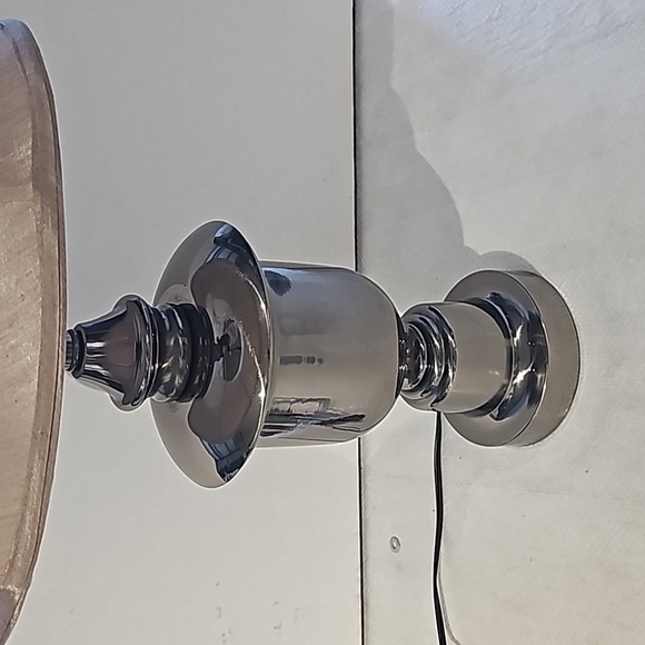 Table Lamp - Picture 6 of 12